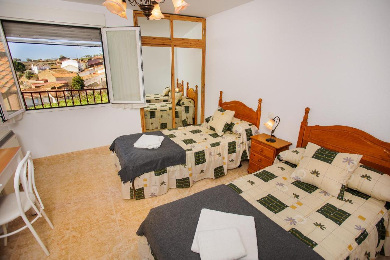 El Hogar Del Herrero Ahigal de los Aceiteros エクステリア 写真