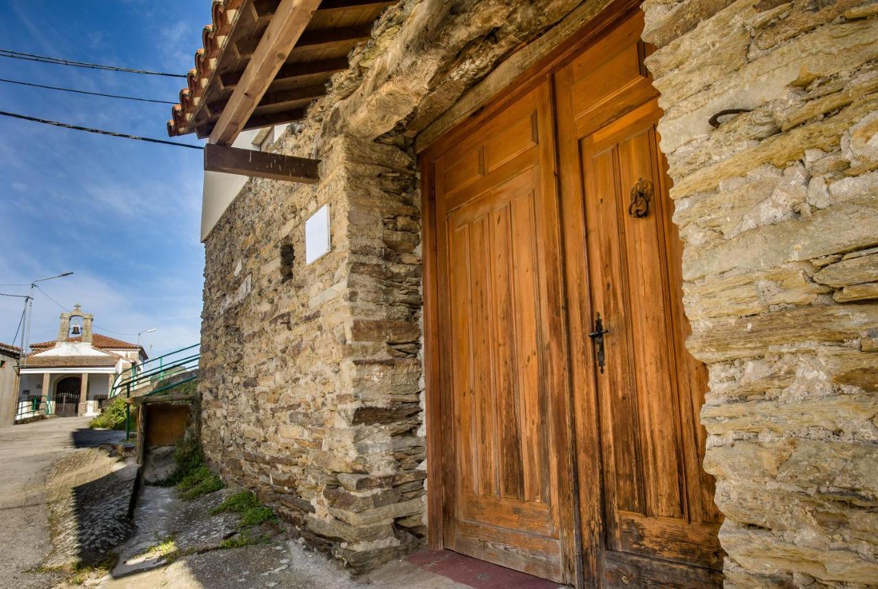 El Hogar Del Herrero Ahigal de los Aceiteros エクステリア 写真