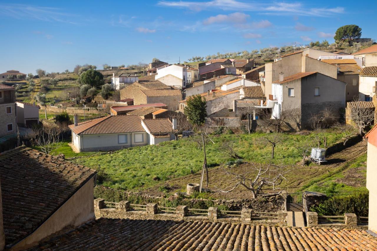 El Hogar Del Herrero Ahigal de los Aceiteros エクステリア 写真